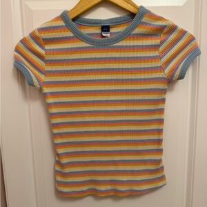 🎀 Old Navy Girls Rainbow Striped Tee